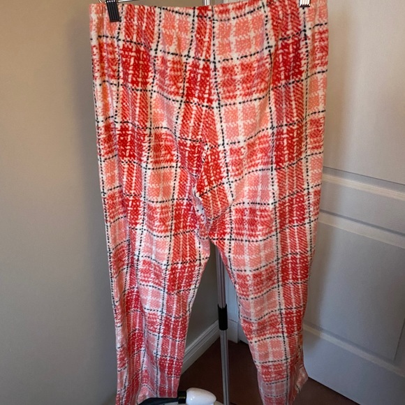 Ellen Tracy Pyjama Pants - Picture 2 of 7